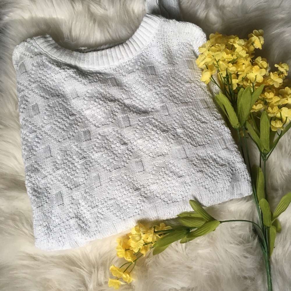White knit sweater
